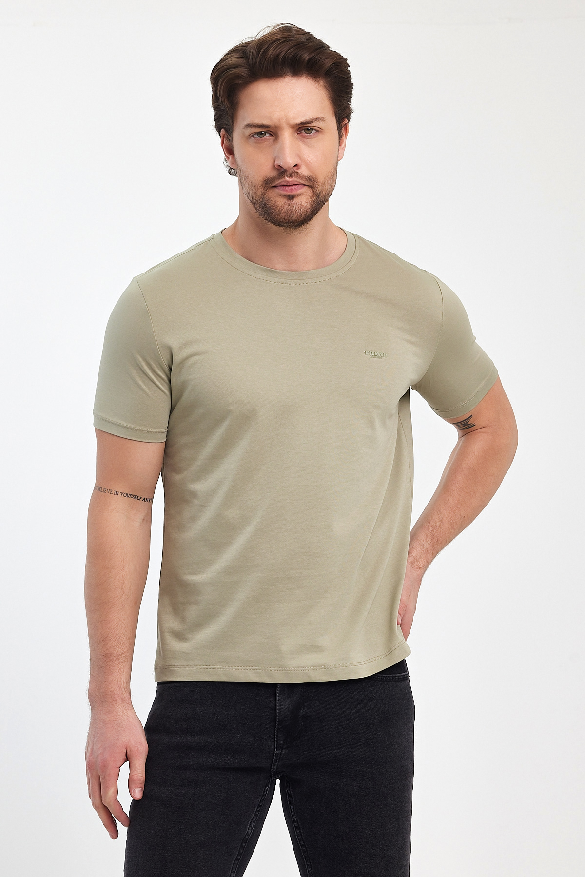 Футболка однотонная Trend Collection 24y1267 оливковый (A.YESIL)