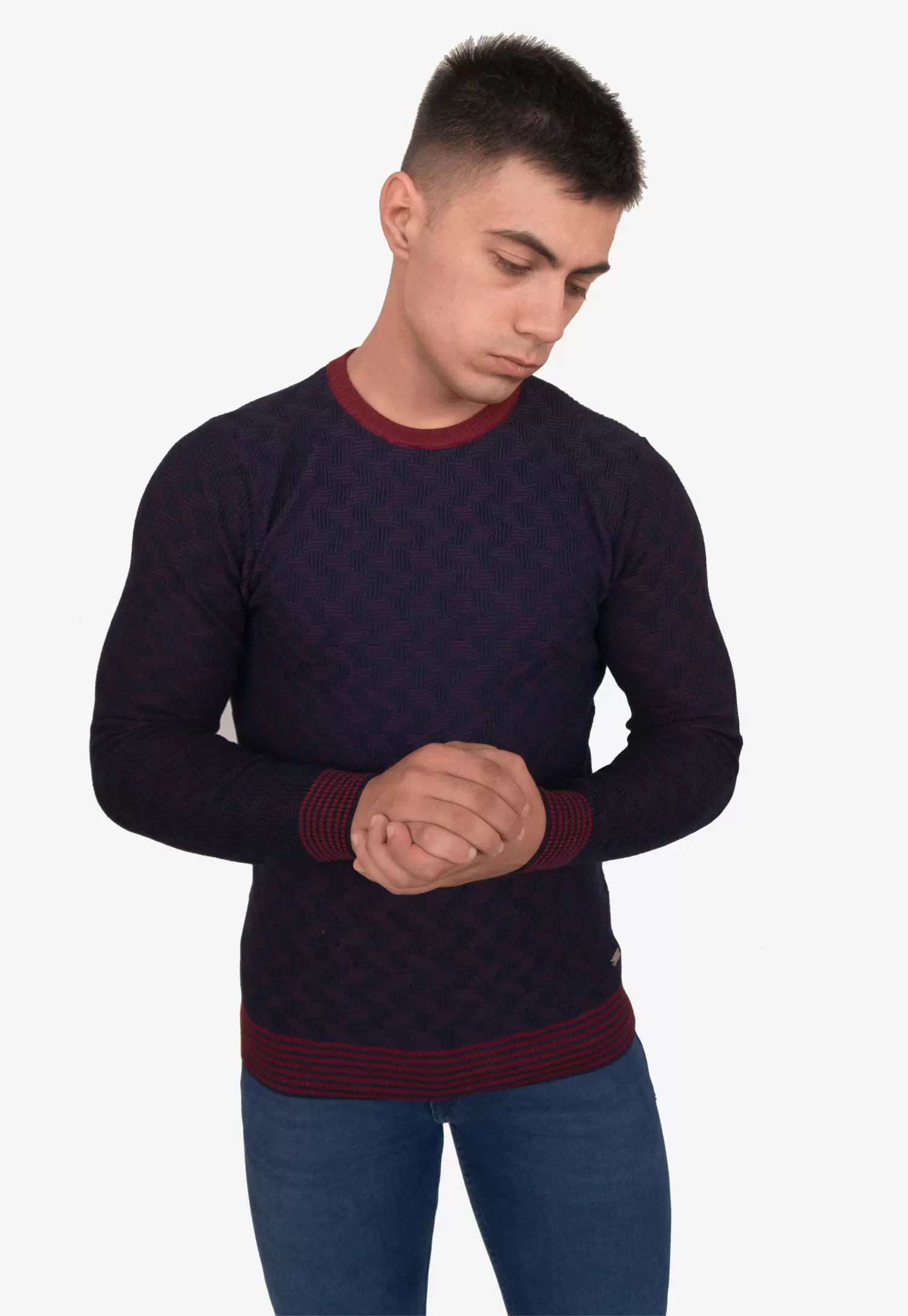 Свитер Trend