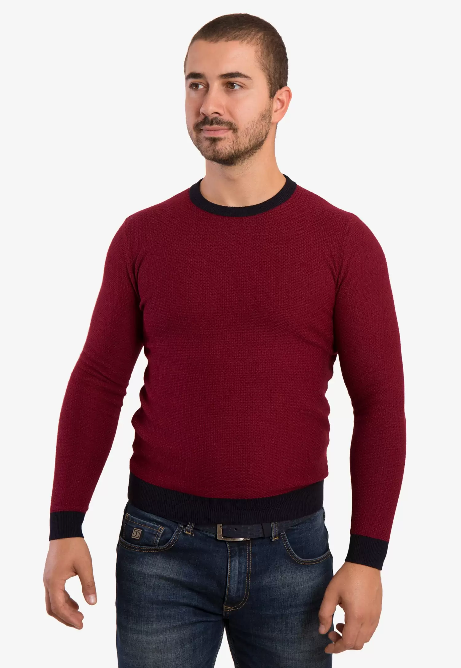 Бордовый свитер Trend