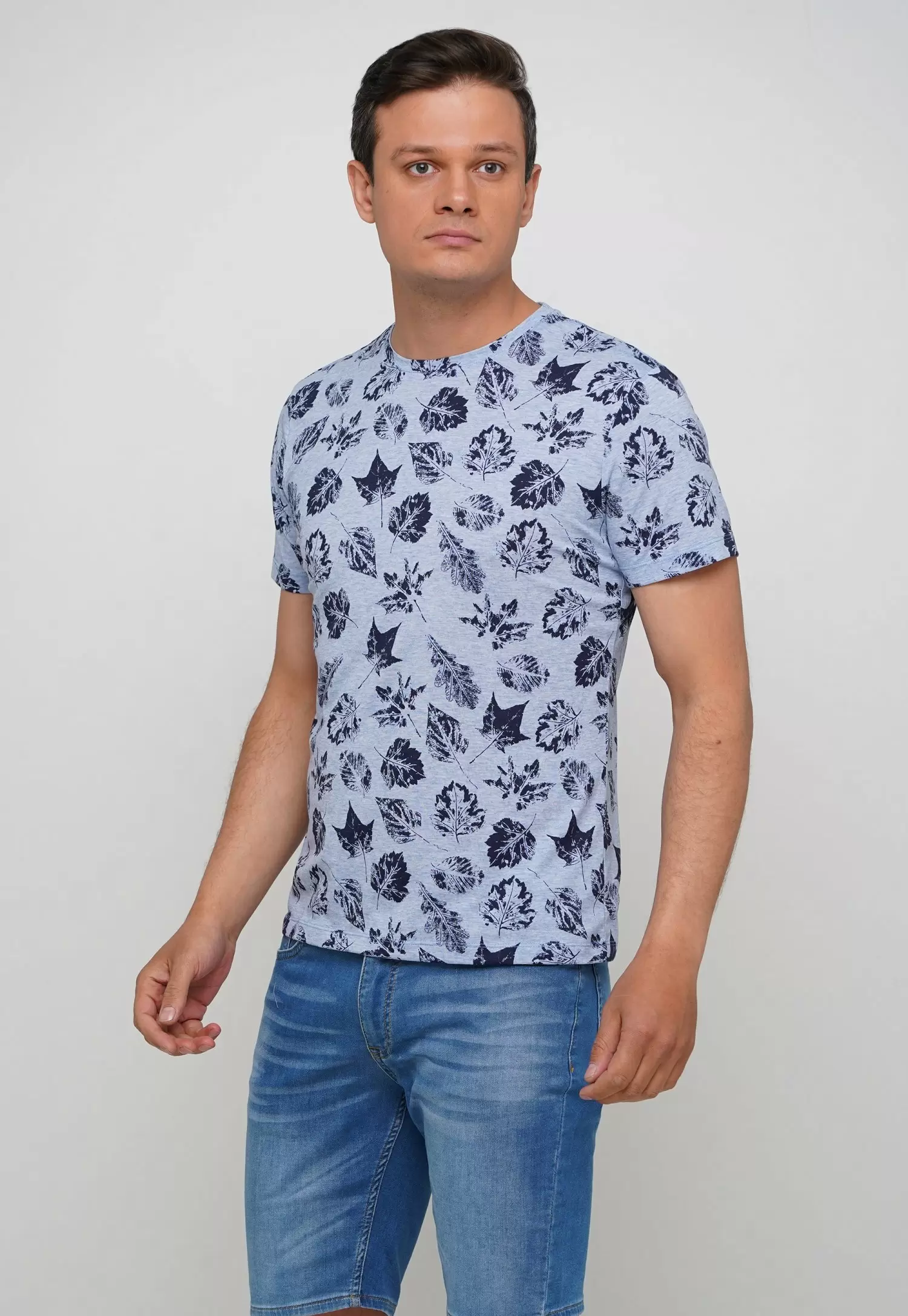 Футболка Trend Collection 70016 Небесный + листья