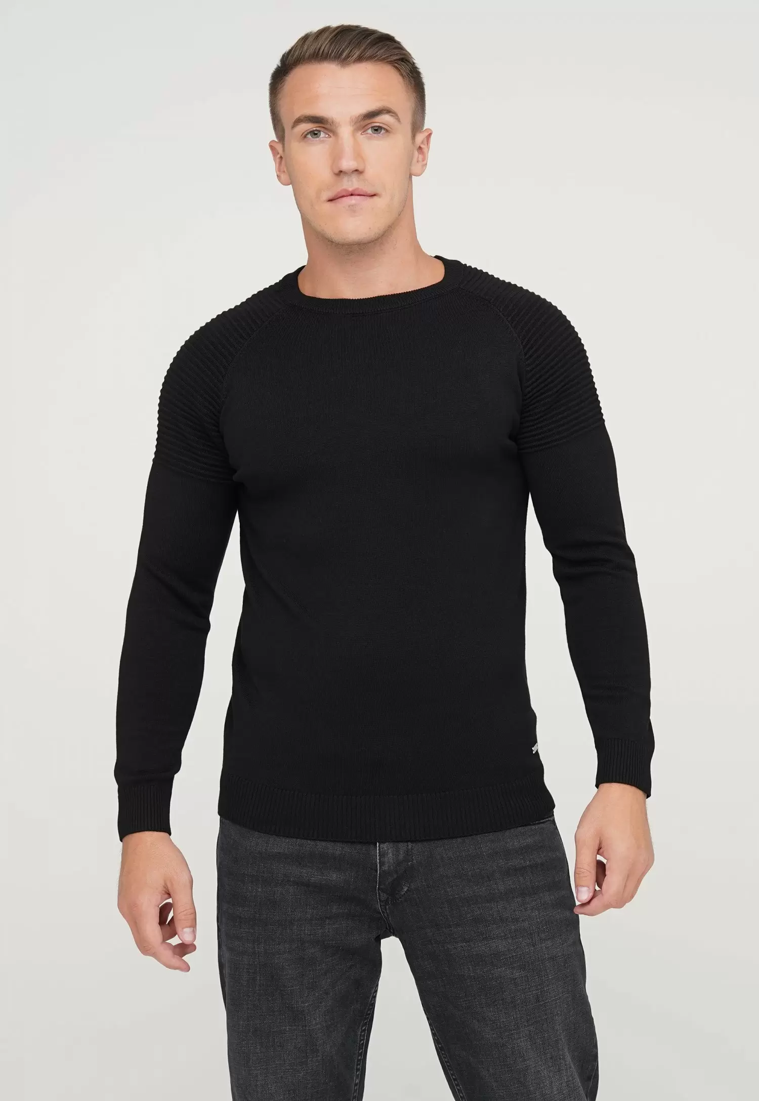 Свитер Trend Collection BAT 68125-1 Черный
