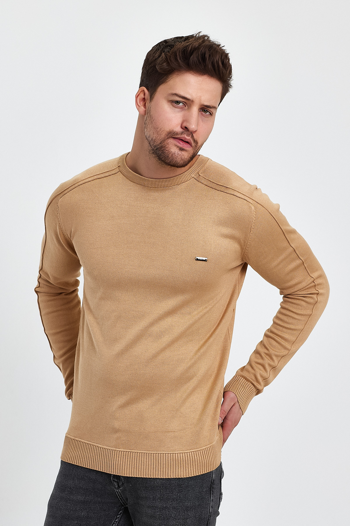 Свитер однотонный Trend Collection 3125 бежевый (BEIGE) - Фото 2