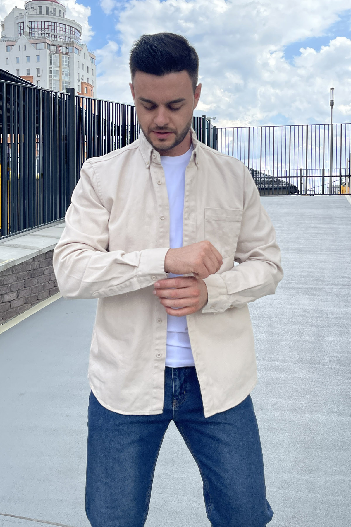 Рубашка джинсовая однотонная Trend Collection 18379 бежевый (BEJ) - Фото 8